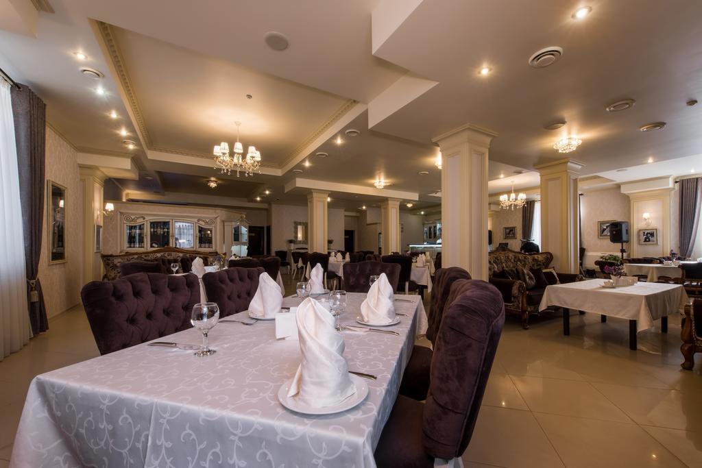 Premium Hotel Czernowitz Exterior foto