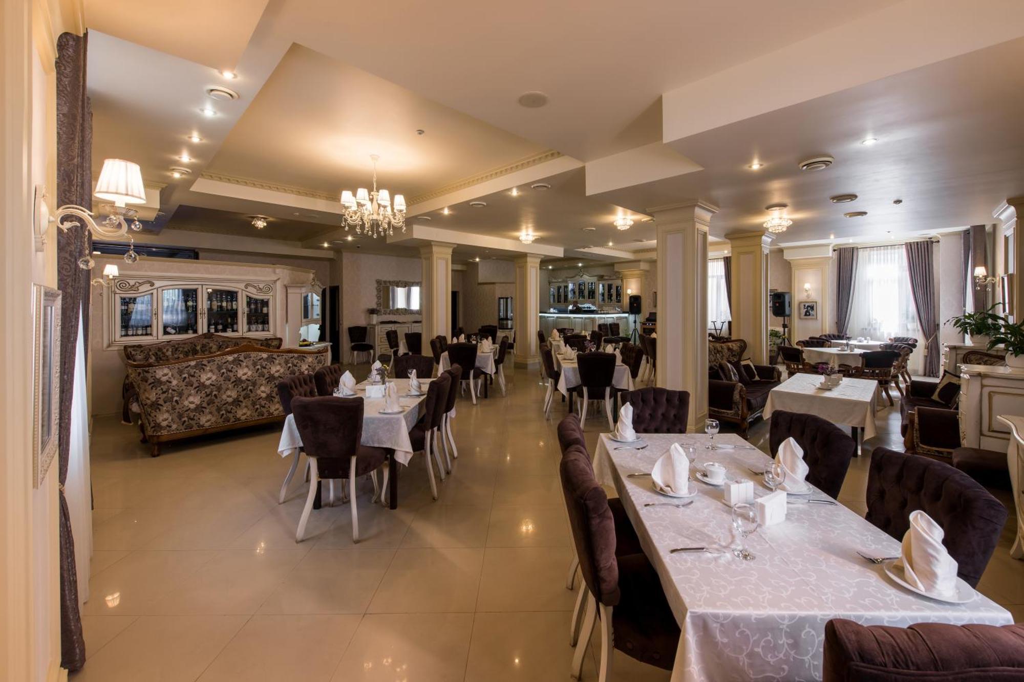 Premium Hotel Czernowitz Exterior foto