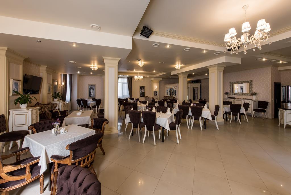 Premium Hotel Czernowitz Exterior foto