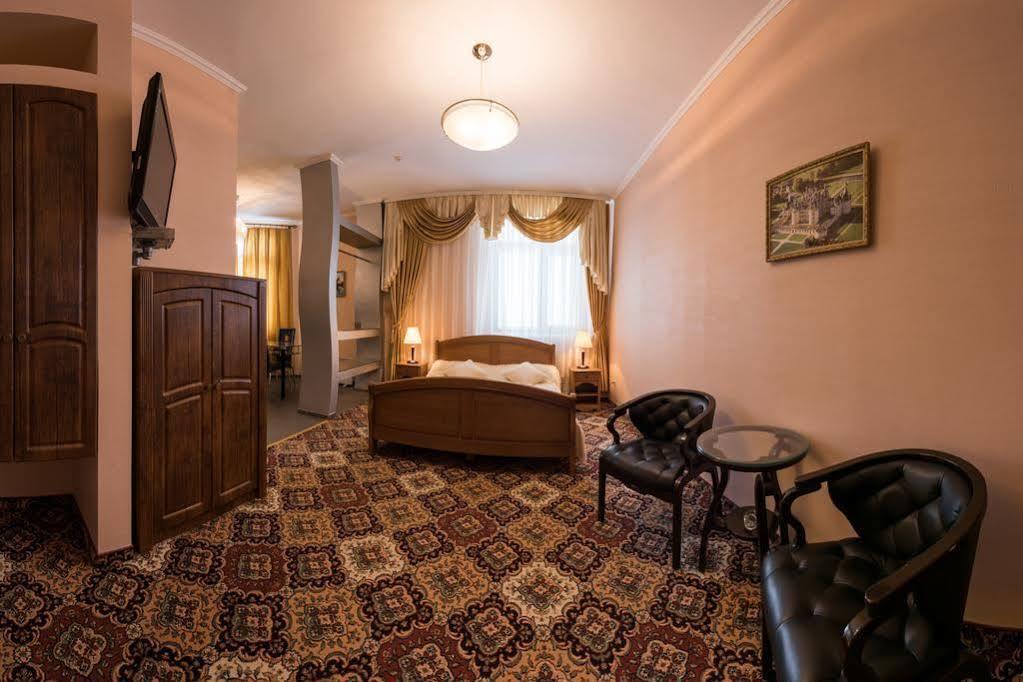 Premium Hotel Czernowitz Exterior foto