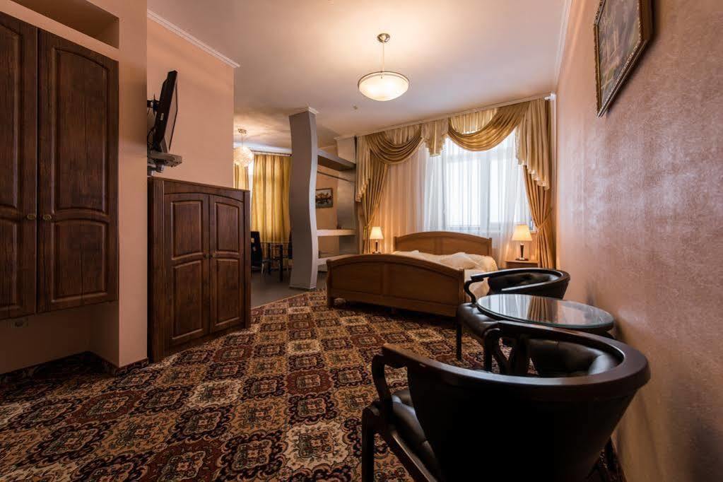 Premium Hotel Czernowitz Exterior foto
